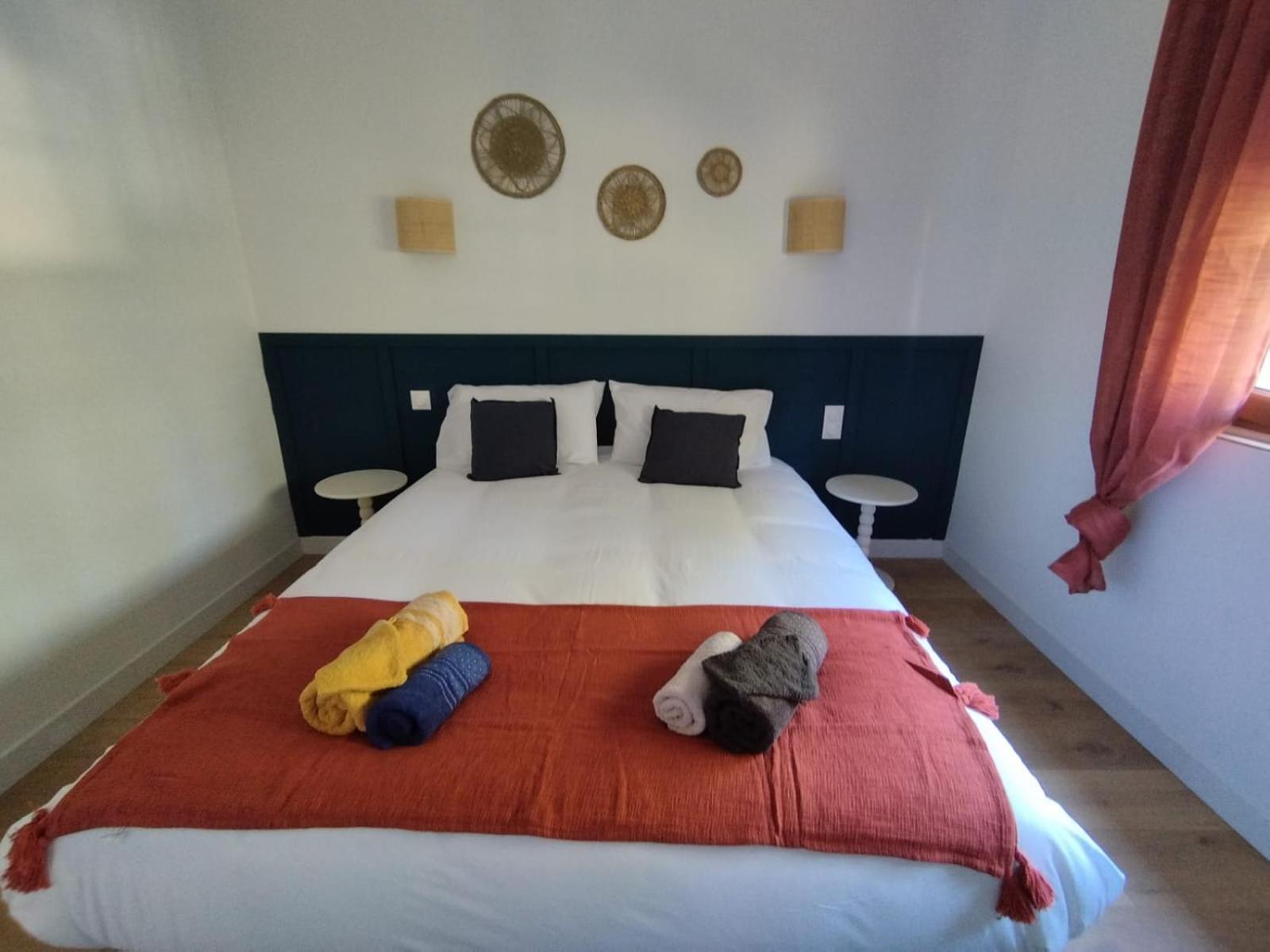 Au Pti' Bonheur Bed and Breakfast Saint-Coulomb Εξωτερικό φωτογραφία