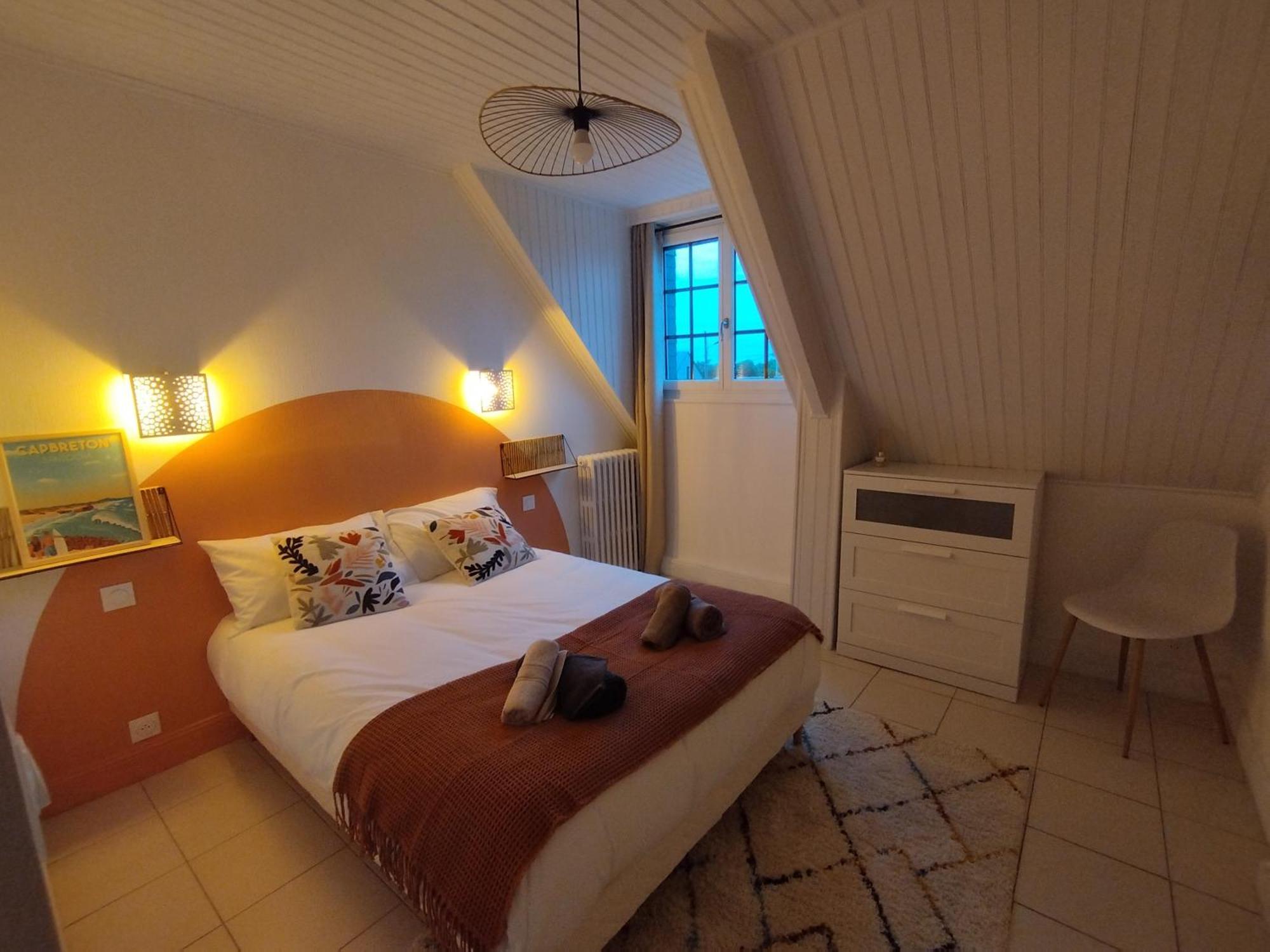 Au Pti' Bonheur Bed and Breakfast Saint-Coulomb Εξωτερικό φωτογραφία