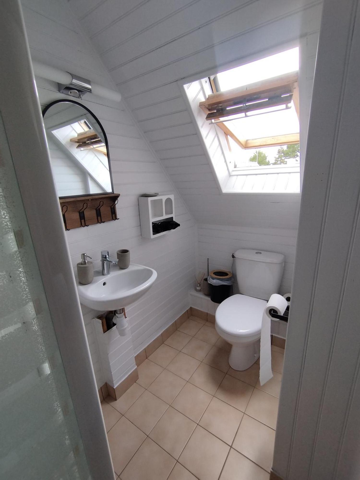 Au Pti' Bonheur Bed and Breakfast Saint-Coulomb Εξωτερικό φωτογραφία